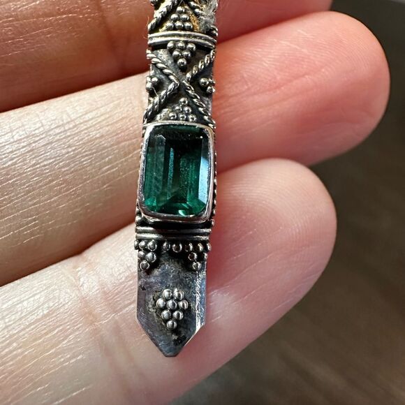 Beautiful green quartz and sterling silver dangle earrings! - Picture 6 of 10